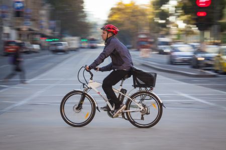 Inner city cyclist